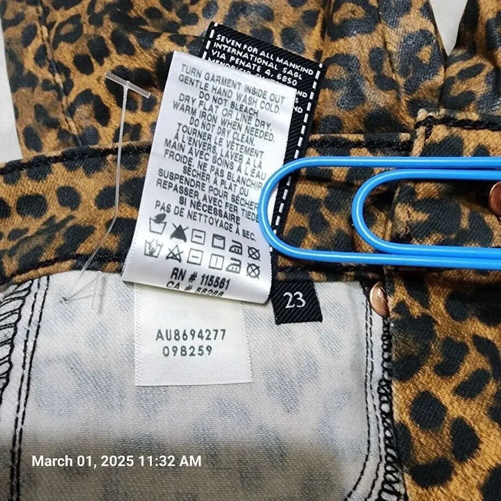 7 For All Mankind Sz 23 Vegan Leather Leopard Print Slim Fit Kick Flare Jeans - Picture 8 of 13